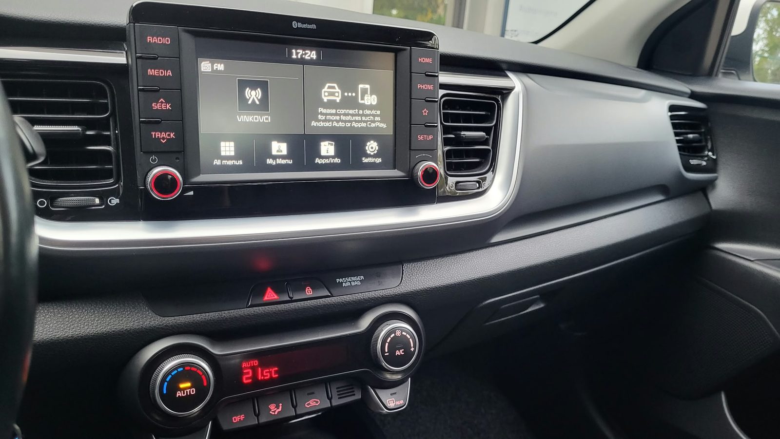 2020 Kia Stonic — fotografija 16