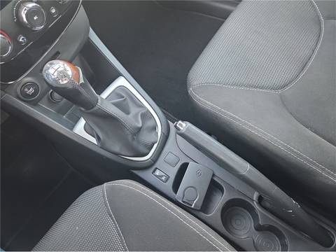 2013 Renault Clio — sličica 15