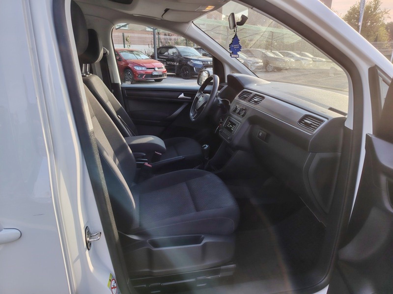 2020 Volkswagen Caddy — fotografija 8