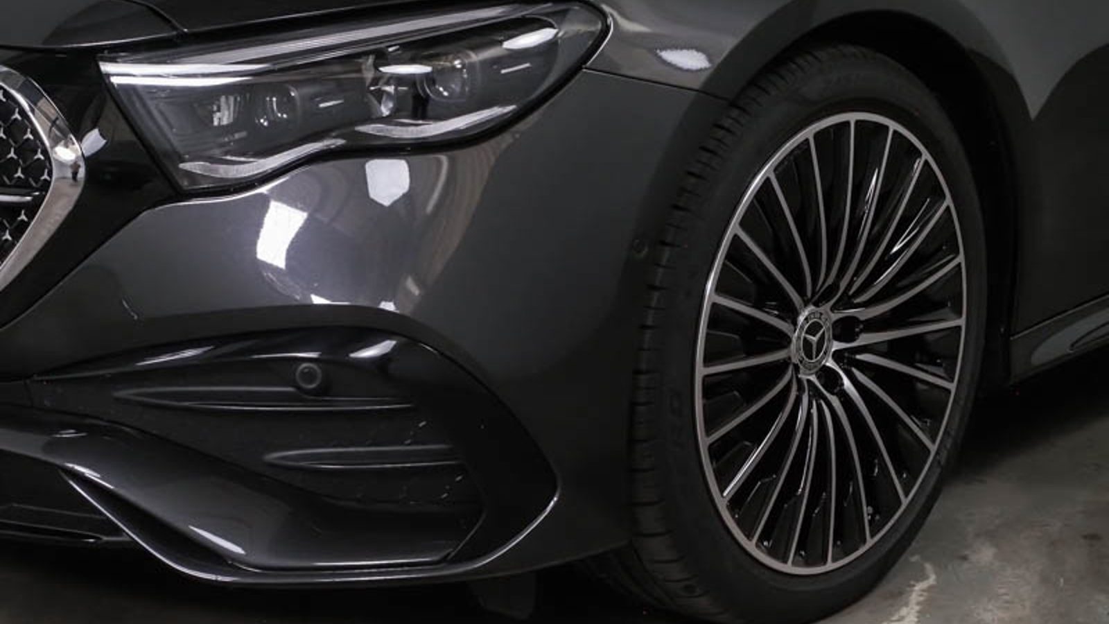 2025 Mercedes-Benz E-klasa — fotografija 3