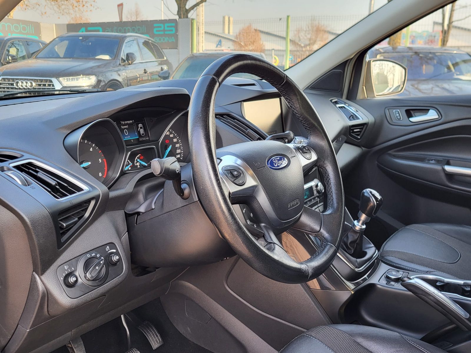 2016 Ford Kuga — fotografija 8
