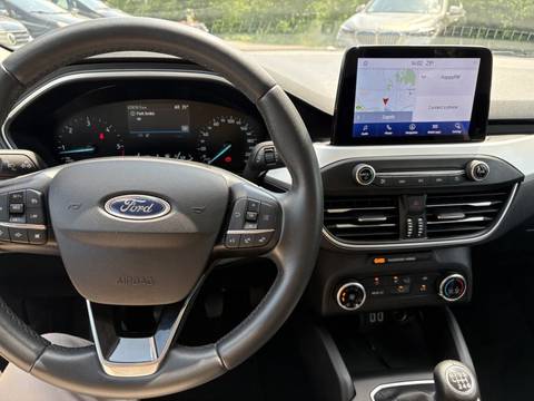 2021 Ford Focus — sličica 3