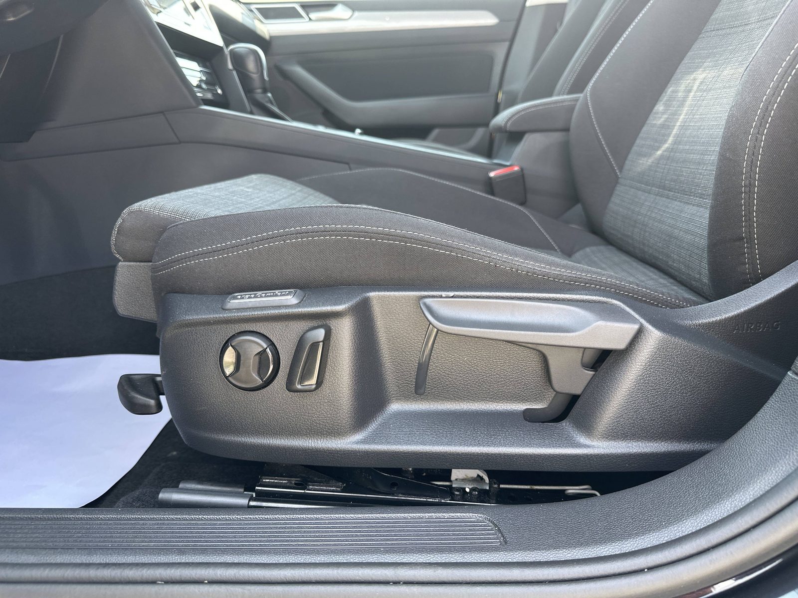 2022 Volkswagen Passat — fotografija 27