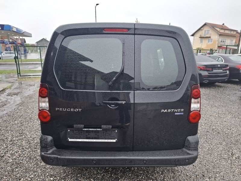 2015 Peugeot Partner — fotografija 6