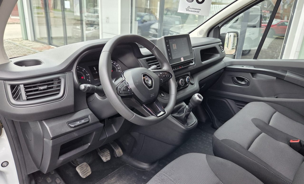 2023 Renault Trafic — fotografija 8