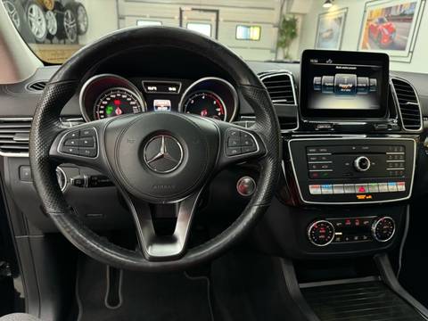 2016 Mercedes-Benz GLS — sličica 9
