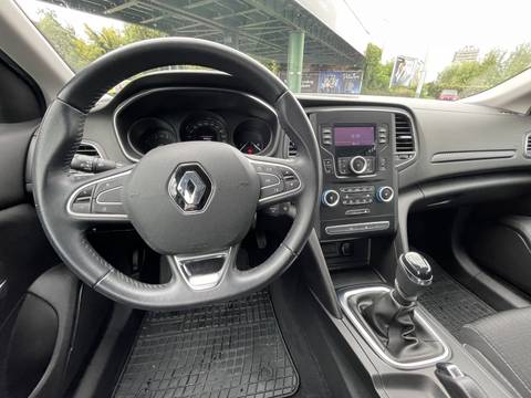 2019 Renault Megane — sličica 9