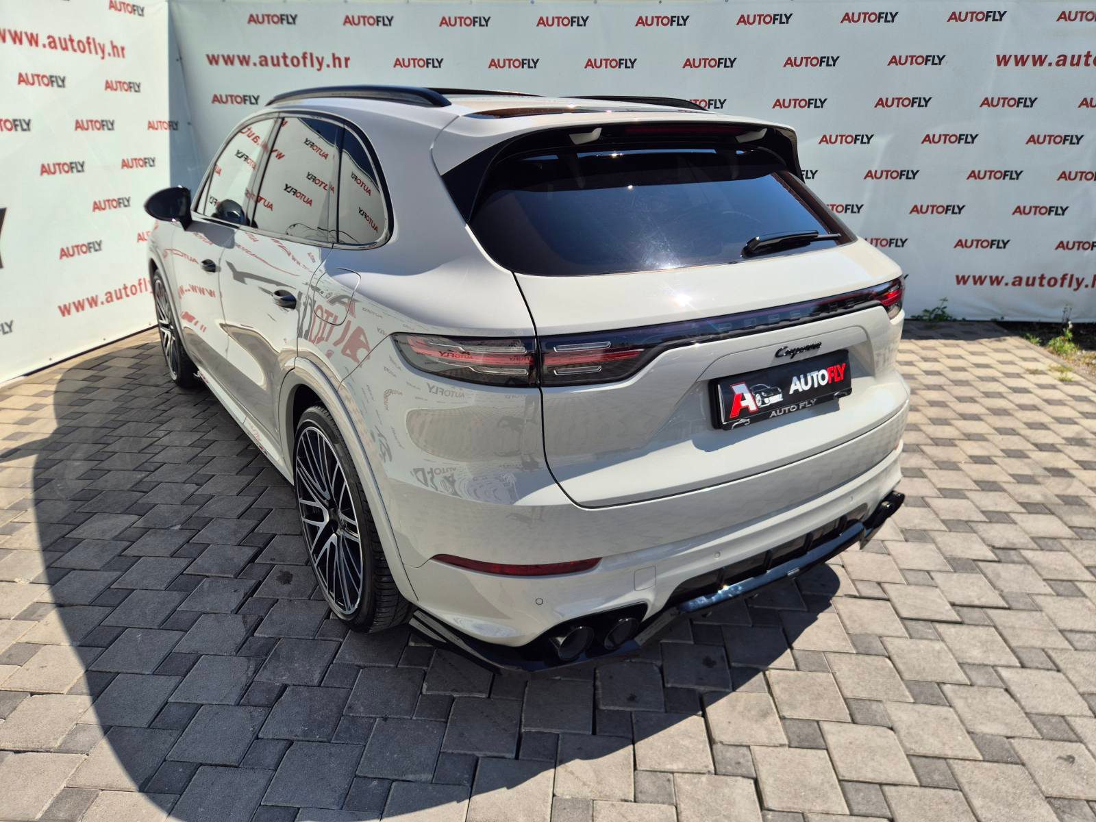 2023 Porsche Cayenne — fotografija 6