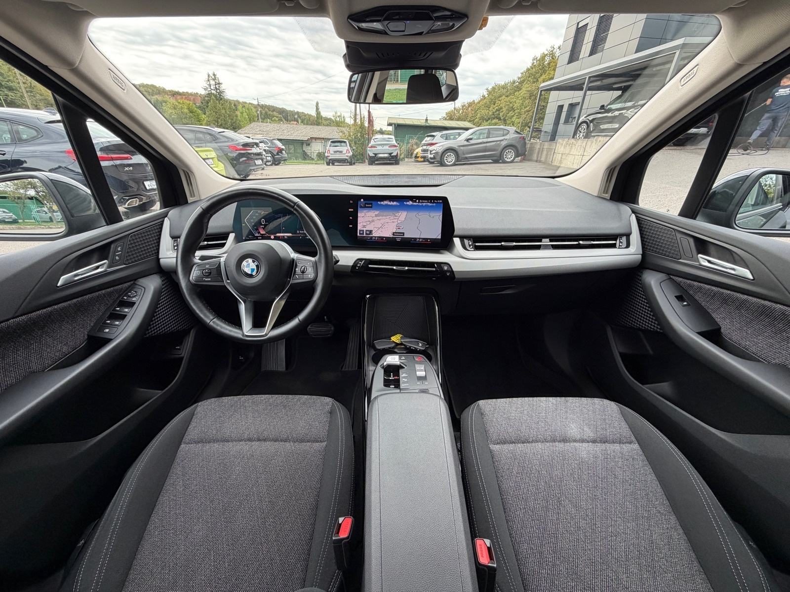 2023 BMW Serija 2 — fotografija 8