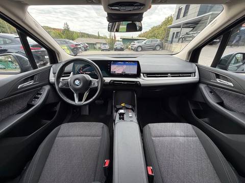 2023 BMW Serija 2 — sličica 8