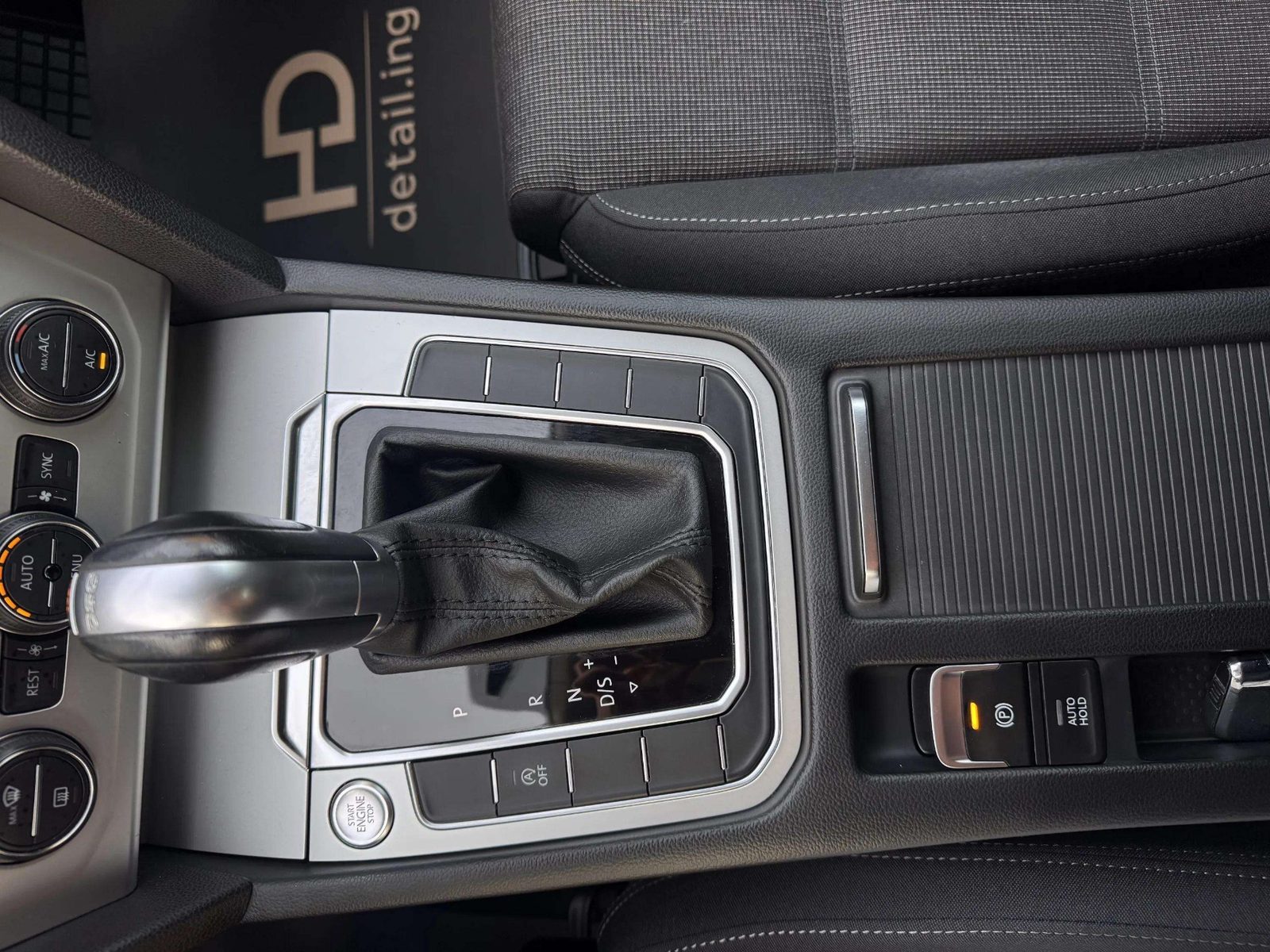 2019 Volkswagen Passat — fotografija 18