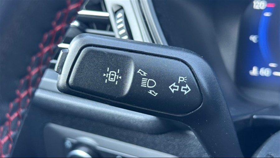 2023 Ford Kuga — fotografija 16