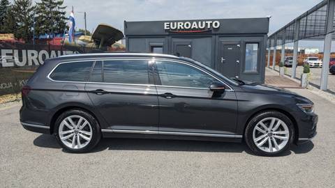 2023 Volkswagen Passat — sličica 7