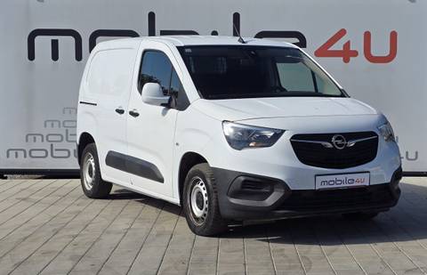 2020 Opel Combo — sličica 2