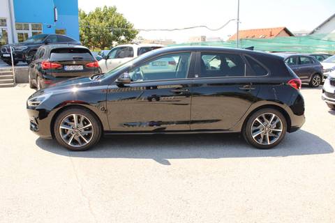 2022 Hyundai i30 — sličica 8