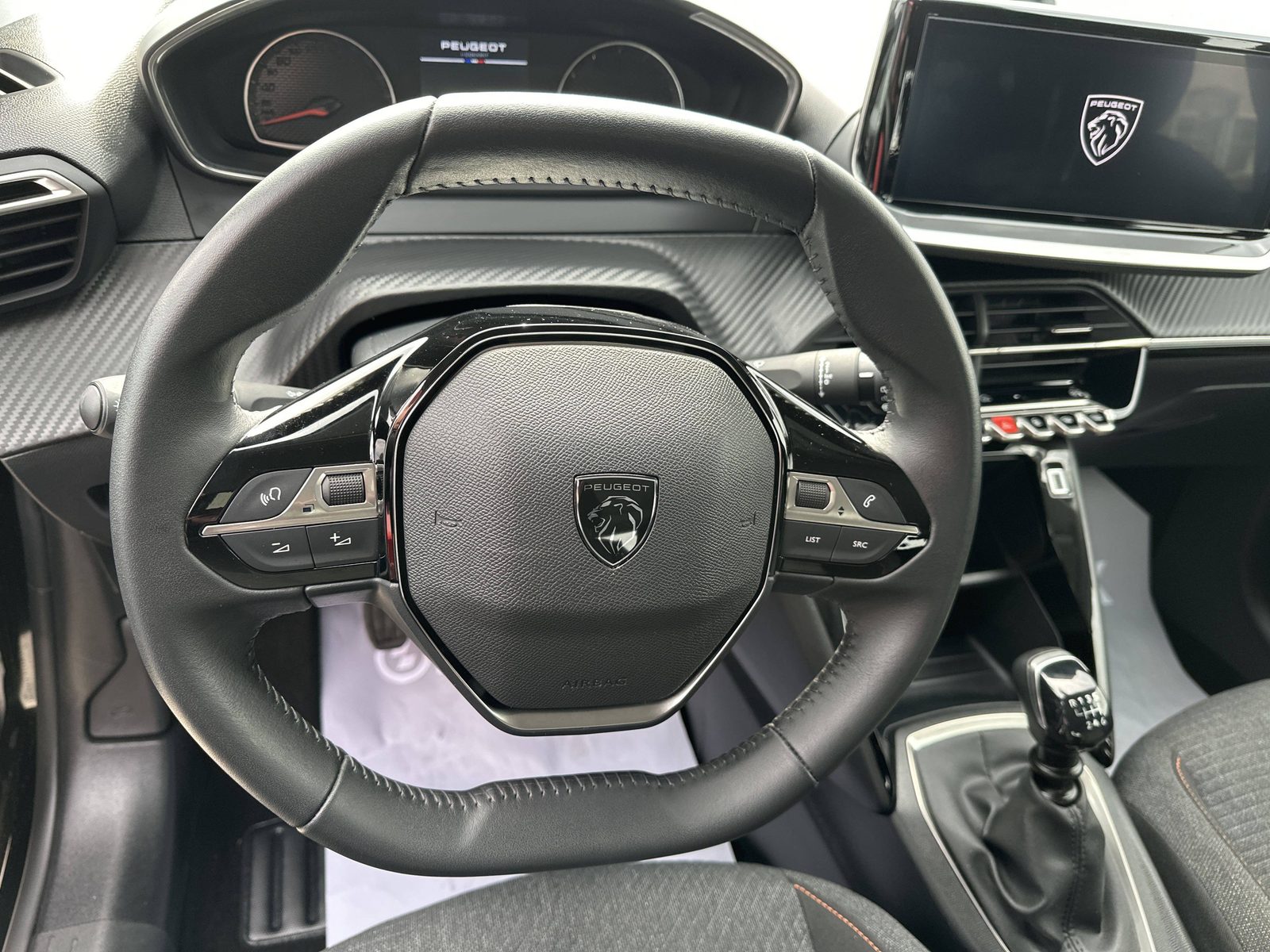 2025 Peugeot 208 — fotografija 19