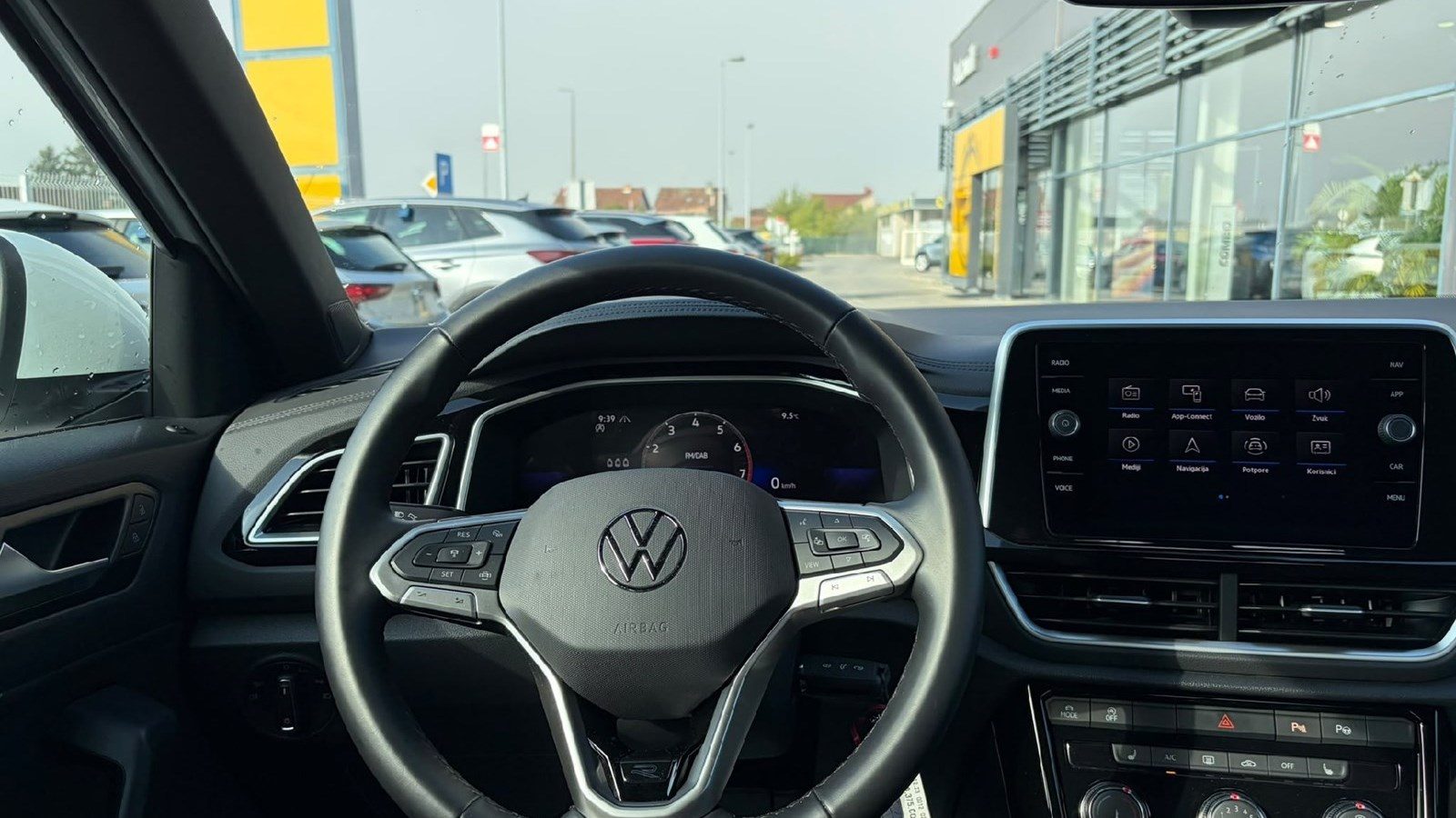 2024 Volkswagen T-Roc — fotografija 21