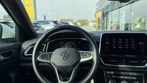 2024 Volkswagen T-Roc — sličica 21