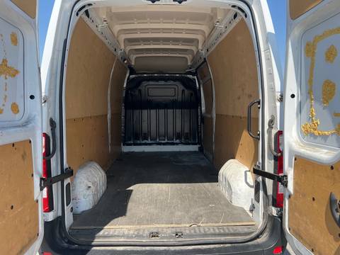 2022 Renault Master — sličica 9