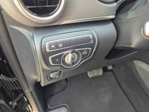 2017 Mercedes-Benz V-klasa — sličica 24