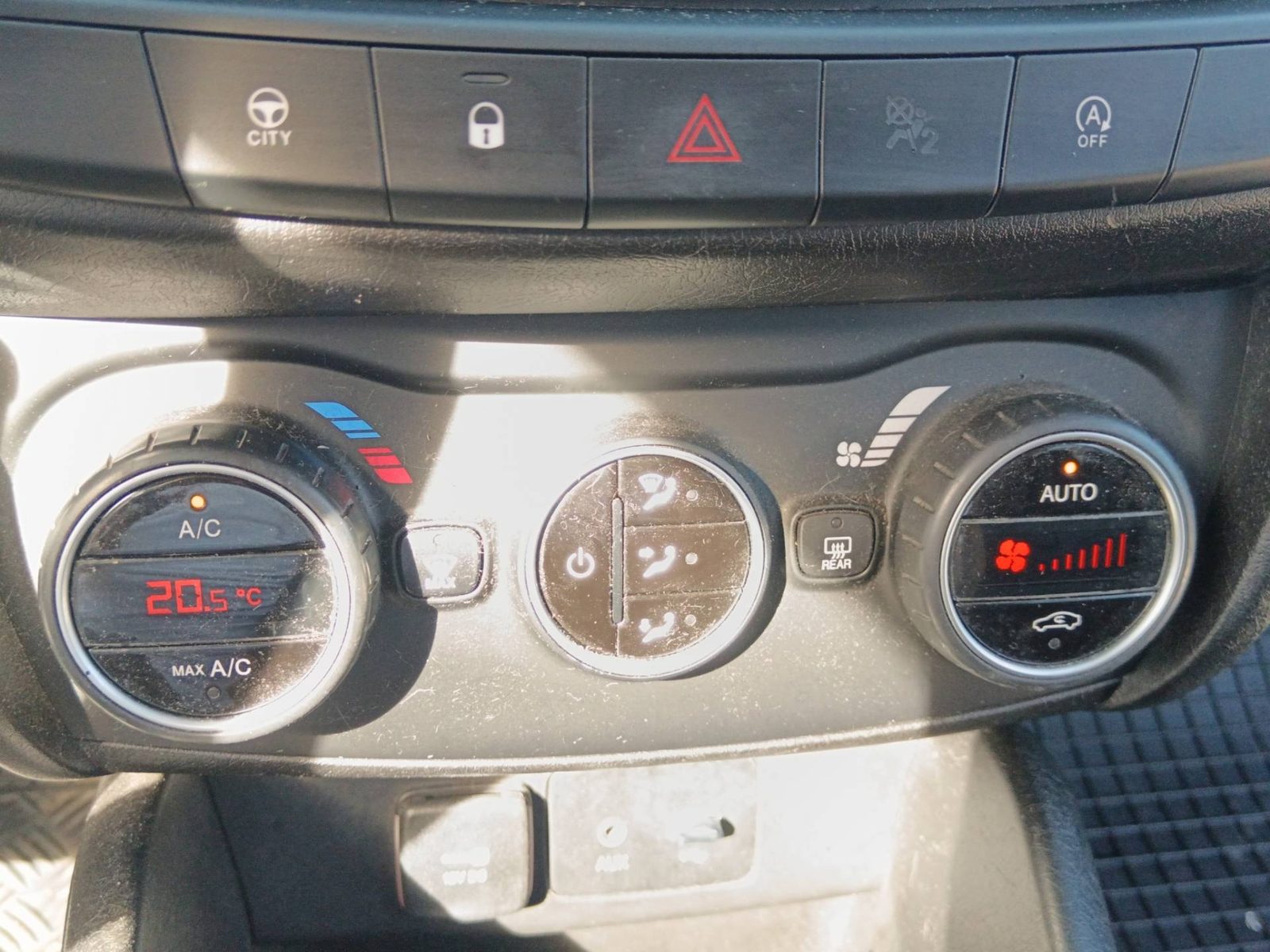 2016 Fiat Tipo — fotografija 19