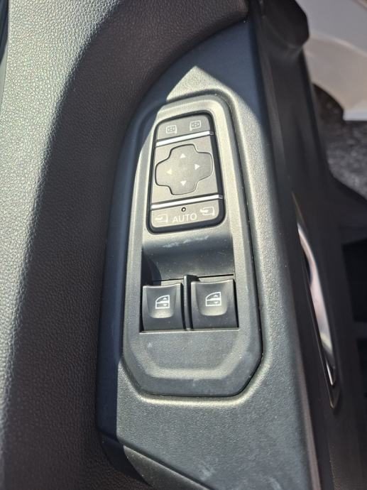 2022 Renault Trafic — fotografija 11
