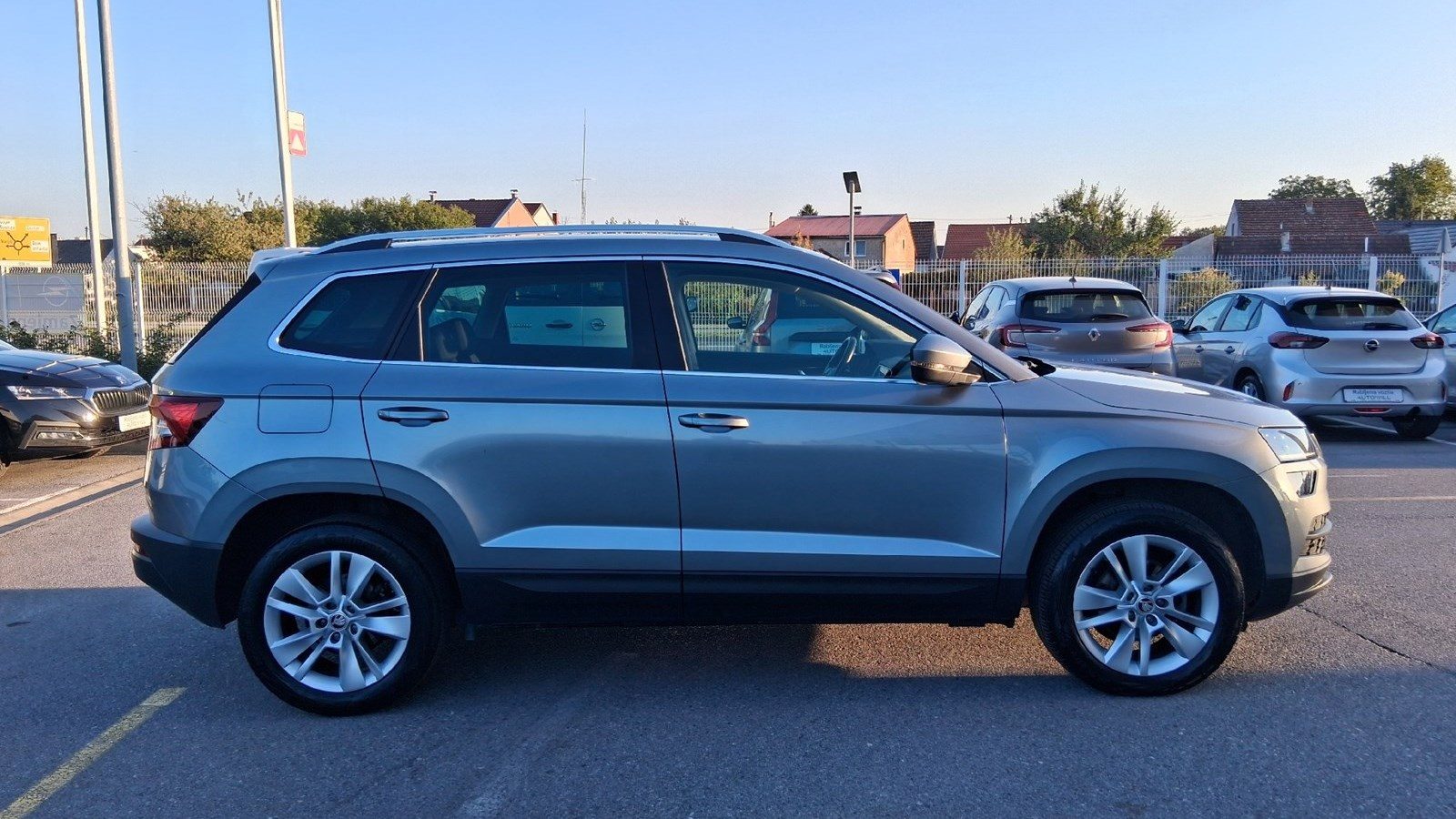 2021 Škoda Karoq — fotografija 7