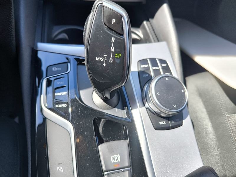 2017 BMW serija — fotografija 13