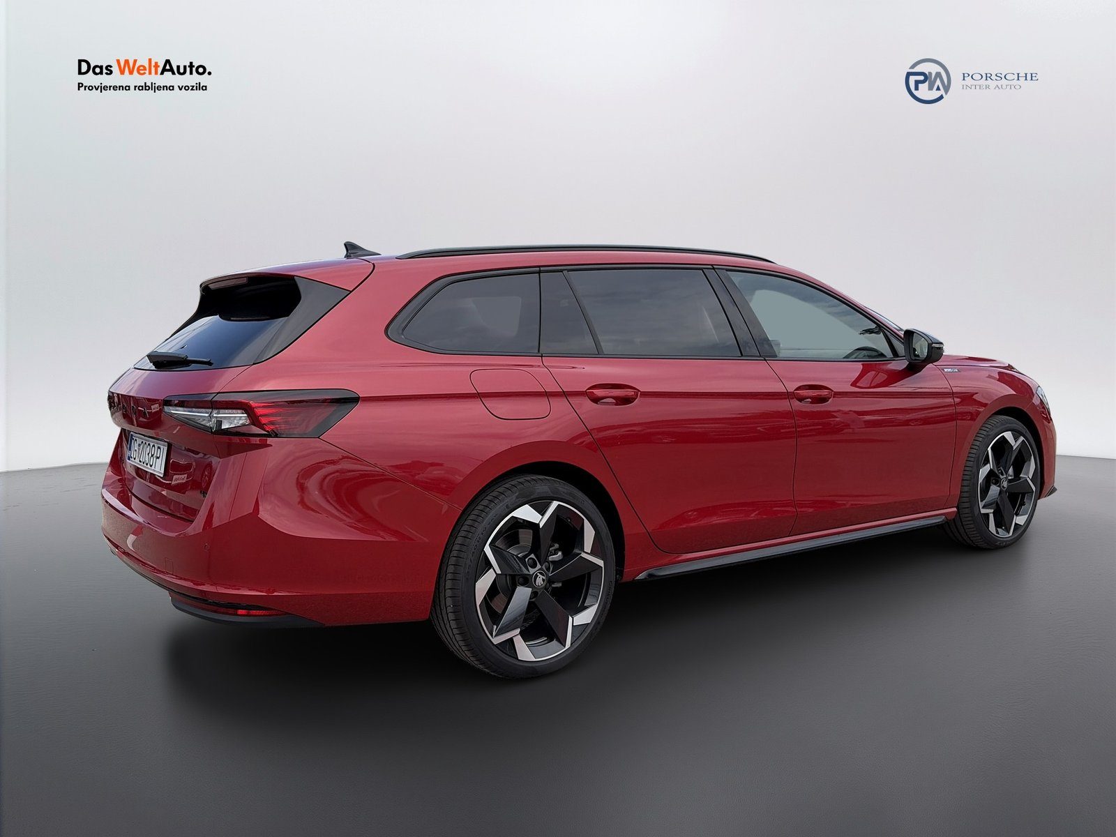 2026 Škoda Superb Combi Sportline — fotografija 5