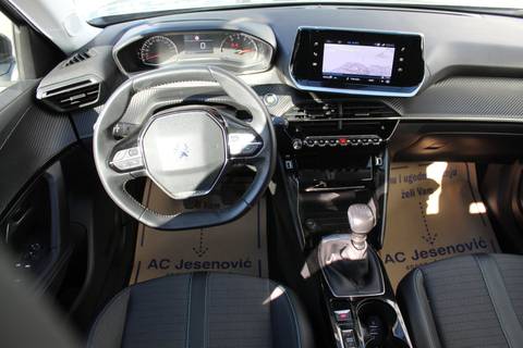 2022 Peugeot 2008 — sličica 10