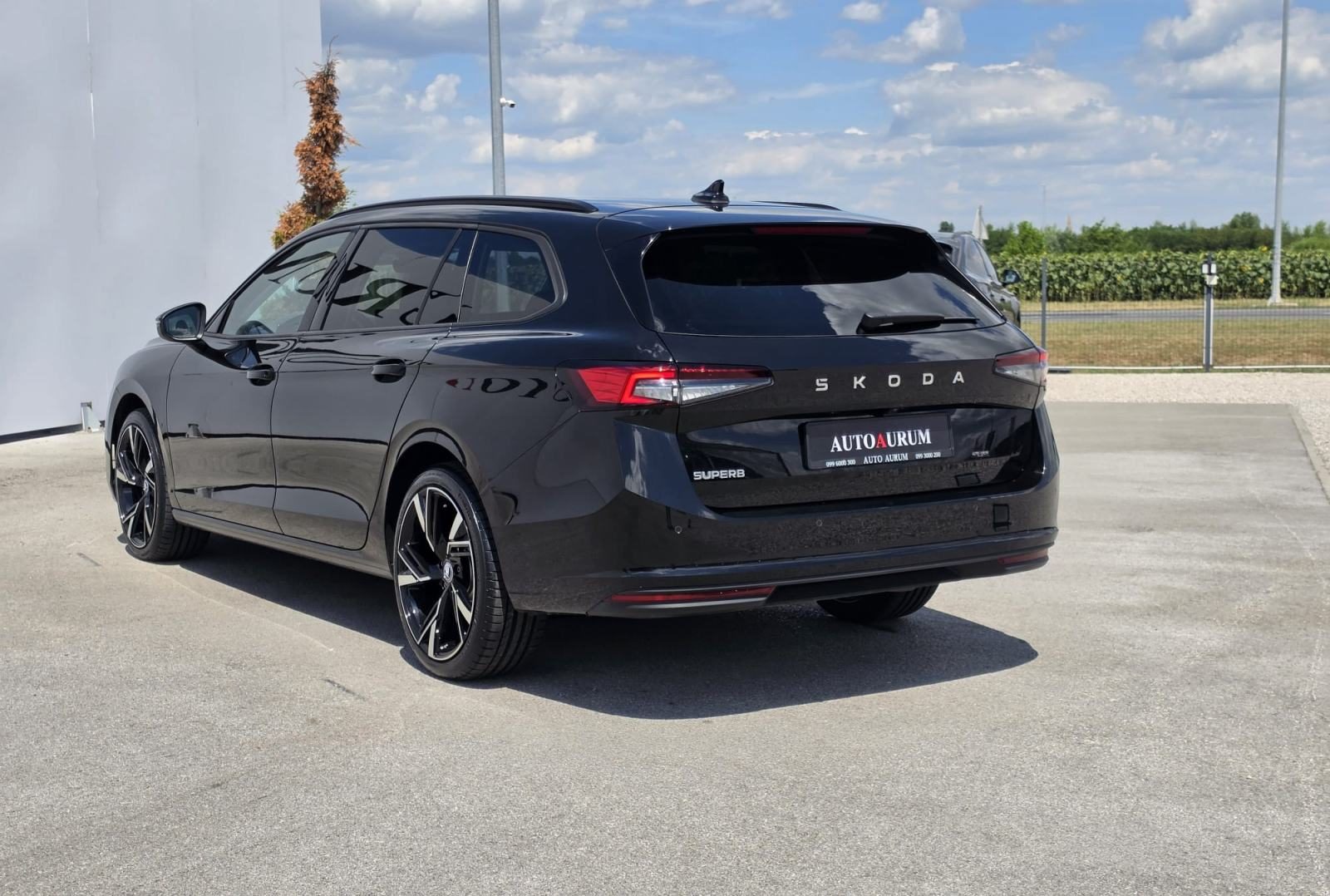 2024 Škoda Superb — fotografija 3