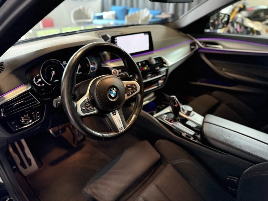 2017 BMW Serija 5 — fotografija 8
