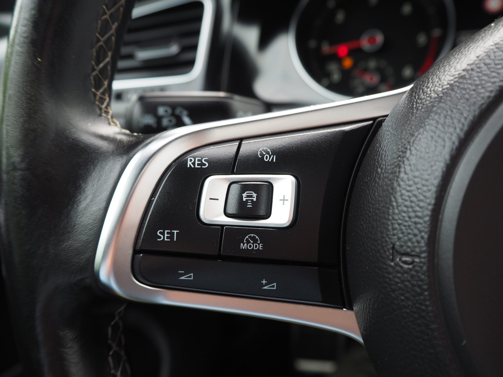 2014 Volkswagen Golf VII — fotografija 15