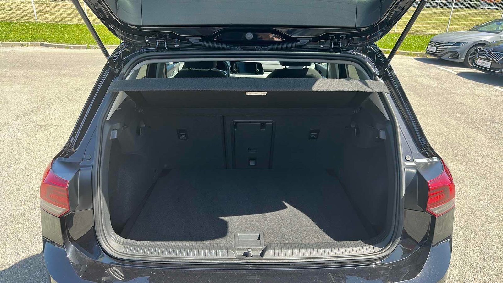 2023 Volkswagen Golf — fotografija 12