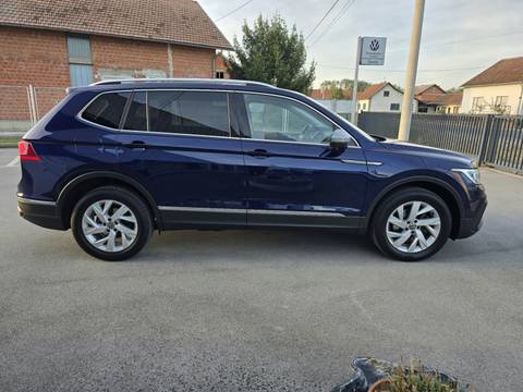 2022 Volkswagen Tiguan Allspace — sličica 4