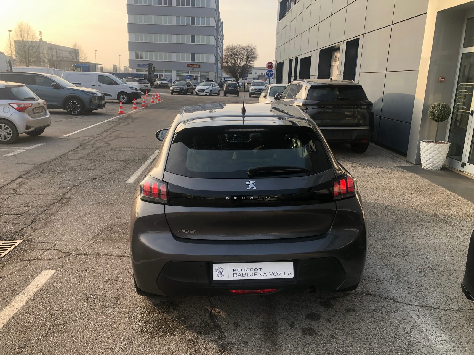 2021 Peugeot 208 — fotografija 5