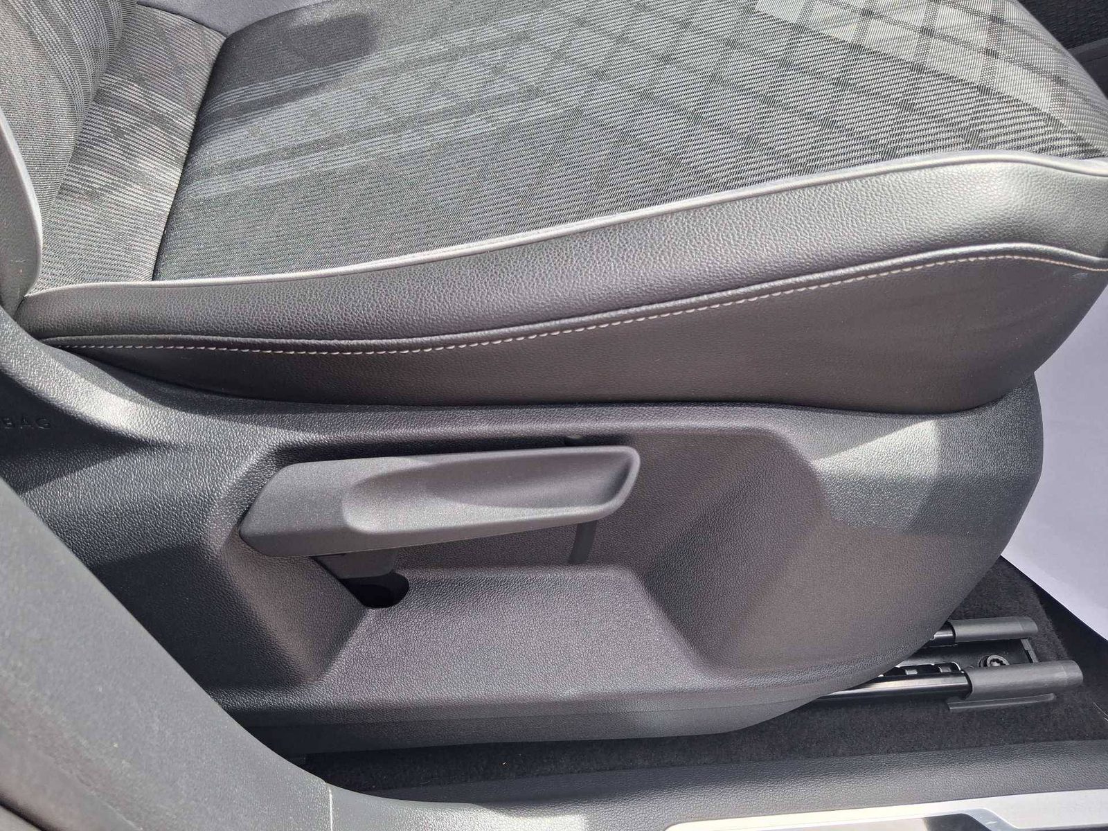 2023 Volkswagen Tiguan — fotografija 22