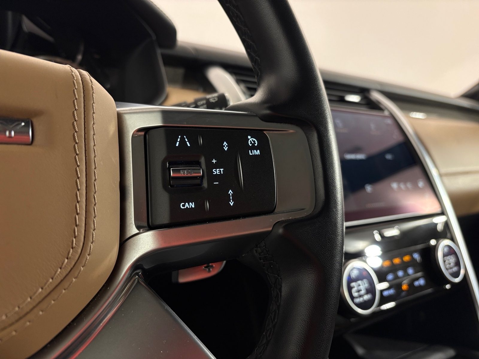 2022 Land Rover Discovery — fotografija 30