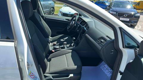 2017 Volkswagen Golf — sličica 9