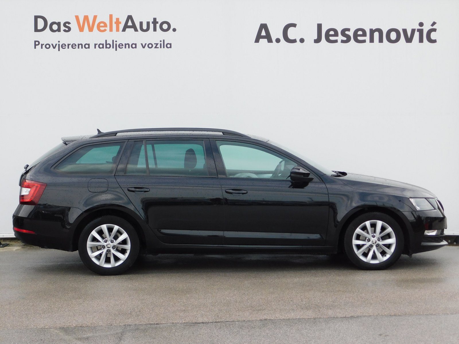 2019 Škoda Octavia Combi — fotografija 4