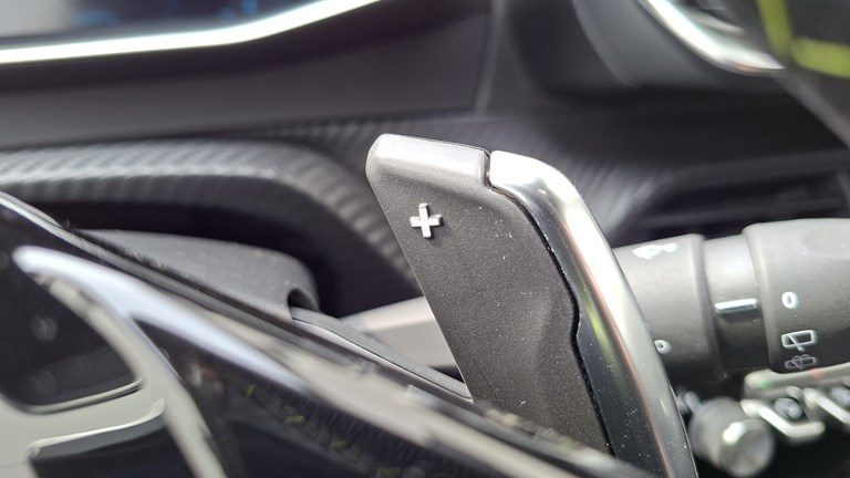 2022 Peugeot 2008 — fotografija 17