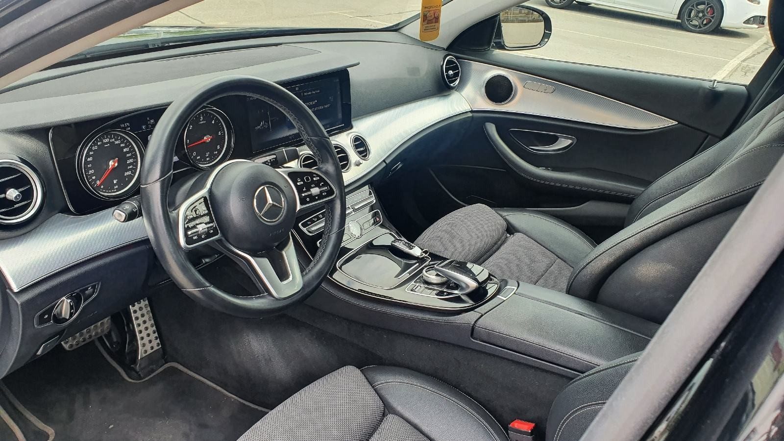 2018 Mercedes-Benz E-klasa — fotografija 17