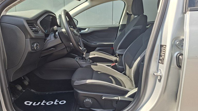 2022 Ford Focus — fotografija 6