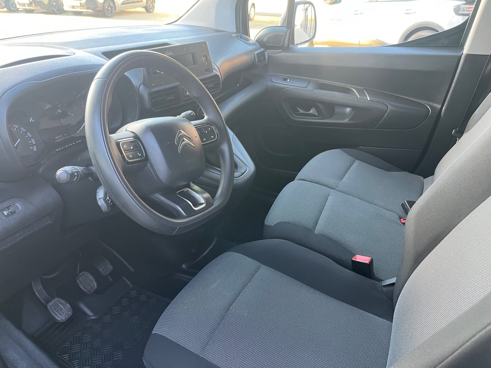 2022 Citroën Berlingo — fotografija 7