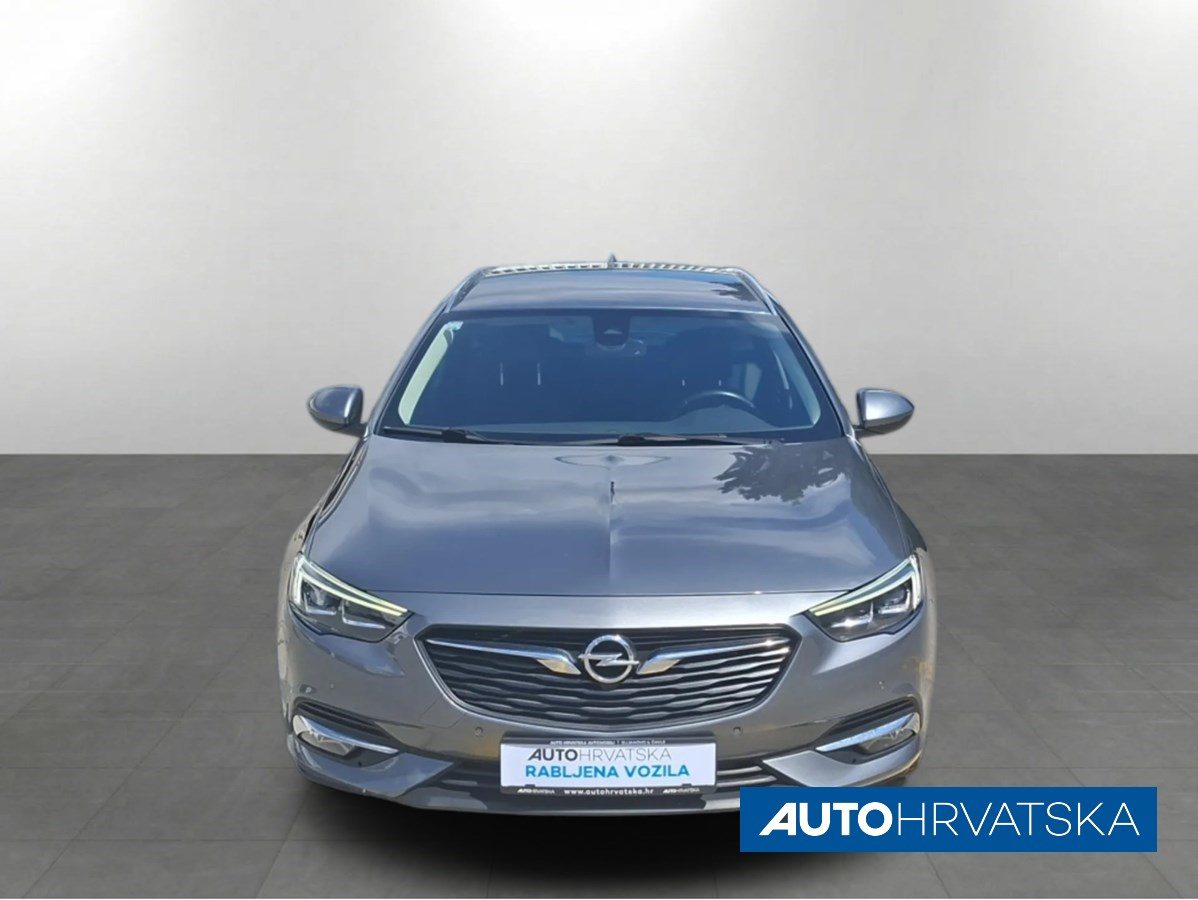 2017 Opel Insignia karavan — fotografija 3