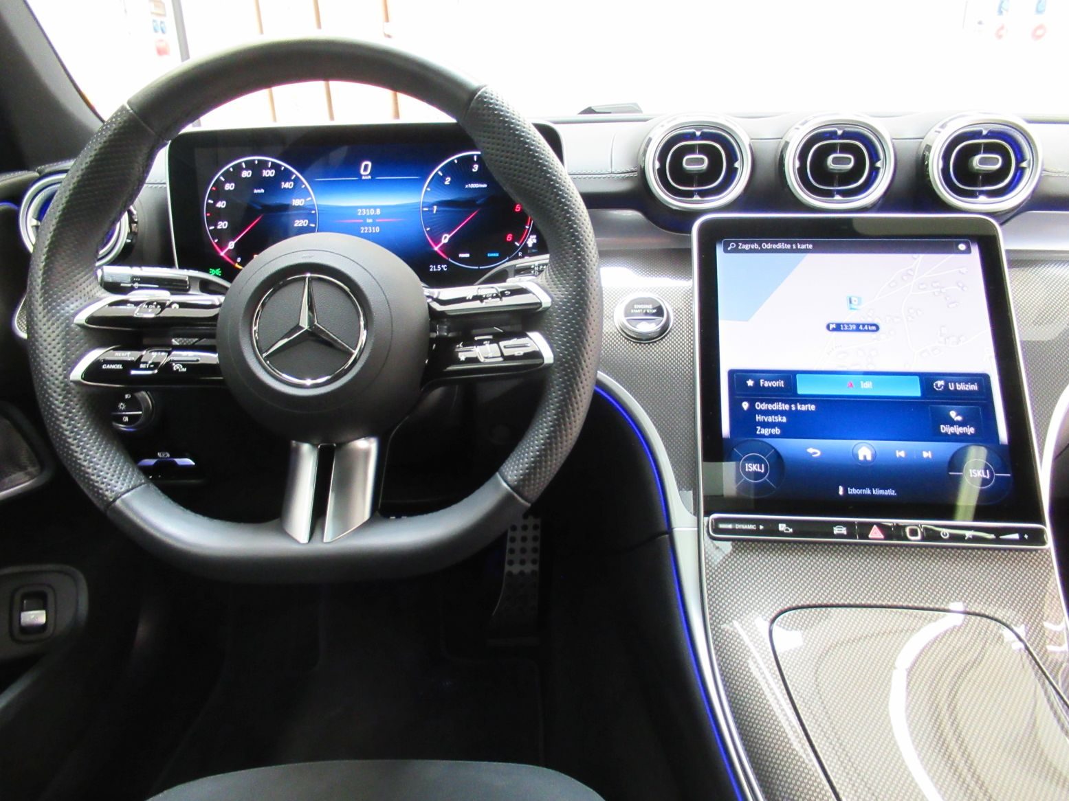 2025 Mercedes-Benz CLE AMG Line — fotografija 14