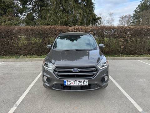 2017 Ford Kuga — sličica 2