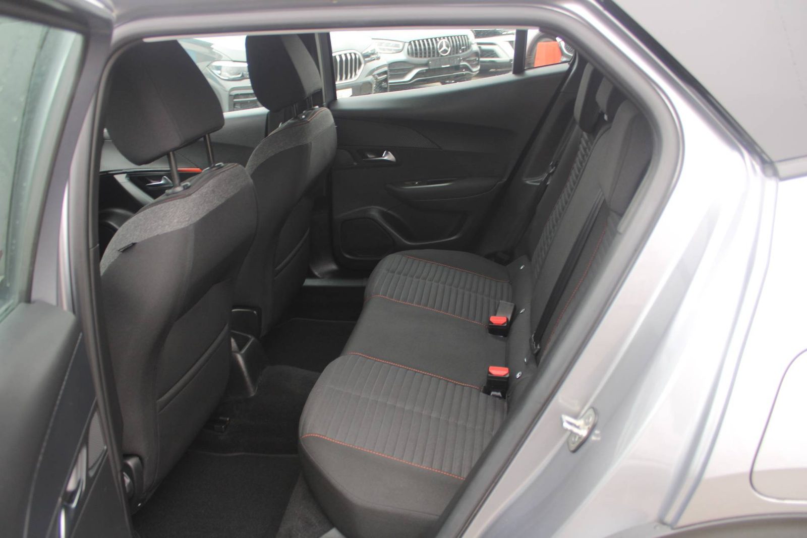 2021 Peugeot 2008 — fotografija 10