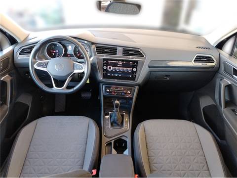 2022 Volkswagen Tiguan — sličica 10