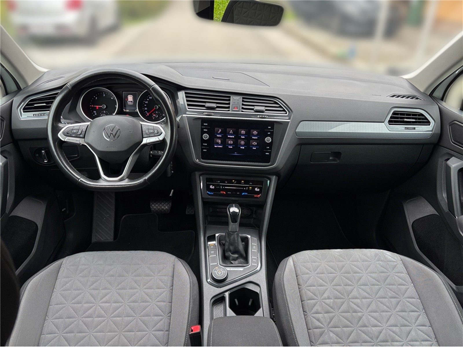 2021 Volkswagen Tiguan — fotografija 11